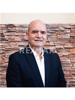 Francisco Xavier Valdez Gutiérrez - RE/MAX SH Deluxe