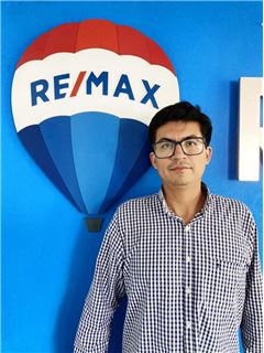 Roberto David Zamora Mondragón - RE/MAX Contacto