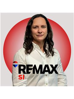 ERIKA ELENA TIRADO - RE/MAX SI