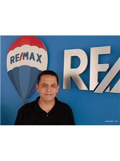 Miguel Angel Ubilla Escamilla - RE/MAX Contacto