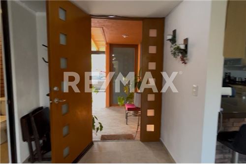 Prédio Habitacional - Casa - Corregidora, México - Mexico - 2 - 1001065199-83