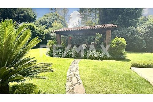 Residential - Hiša večstanovanjska - Valle De Bravo, Mehika - Mexico - 23 - 1001004127-1