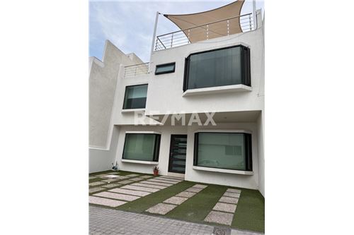 Residential - Condo/Apartment - Querétaro, Mexico - Mexico