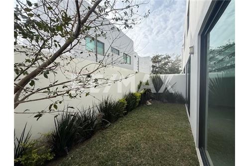 Residential - Condo/Apartment - Zapopan, Mexico - Mexico - 9 - 1001183002-301