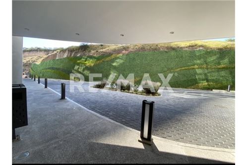 Residential - Apartment with roof - Querétaro, Mexico - Mexico - 12 - 1001065014-95