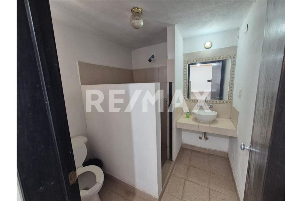 Commercial - Hotel - Ezequiel Montes, Mexico - Mexico - 19 - 1001065237-31