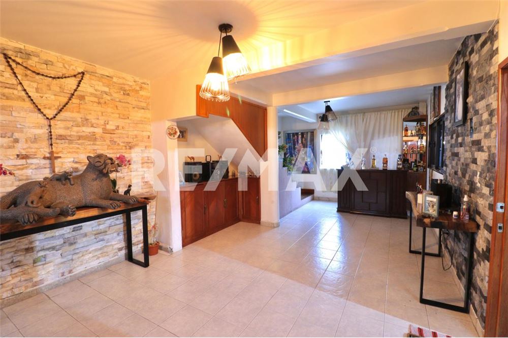 Residential - House - Nezahualcoyotl, Mexico - Mexico - 3 - 1001028002-550