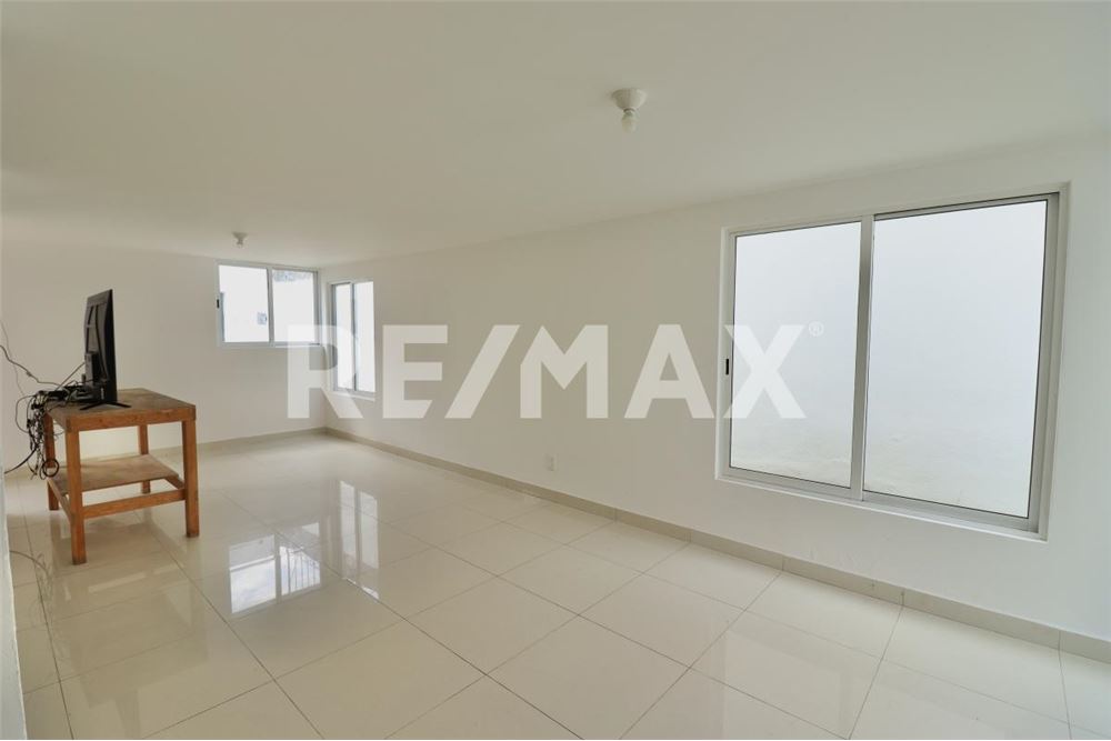 Residential - House - Naucalpan de Juárez, Mexico - Mexico - 5 - 1001028002-555