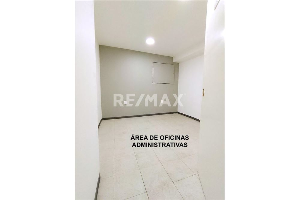 Commercial - Sairaala - Atizapán De Zaragoza, Meksiko - Mexico - 12 - 1001063130-56