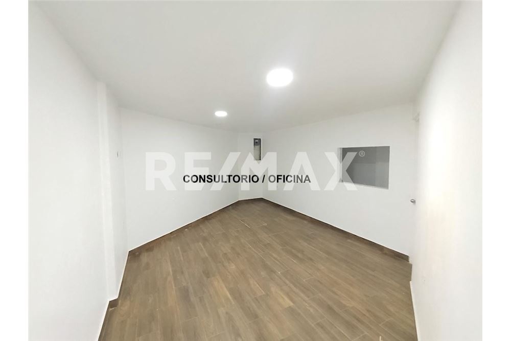 Commercial - Sairaala - Atizapán De Zaragoza, Meksiko - Mexico - 8 - 1001063130-56