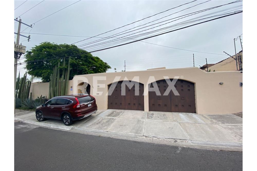 Residencial - Casa - Querétaro, México - Mexico - 1 - 1001065286-11