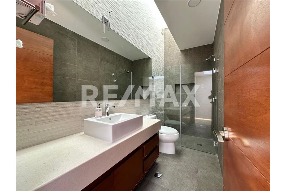 Residential - Condo/Apartment - Ciudad de México, Mexico - Mexico - 24 - 1001028001-185