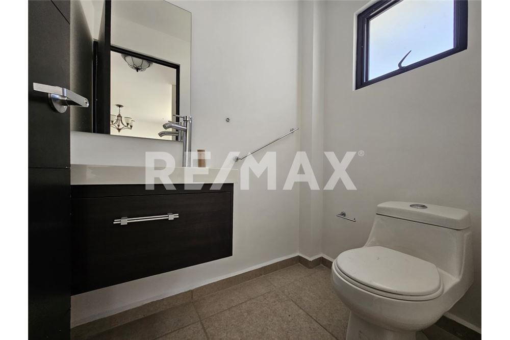 Residential - House - Querétaro, Mexico - Mexico - 17 - 1001065017-91