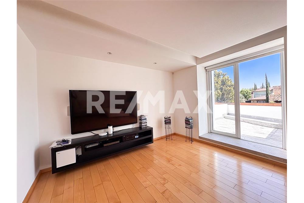 Residential - House - Querétaro, Mexico - Mexico - 17 - 1001065197-62