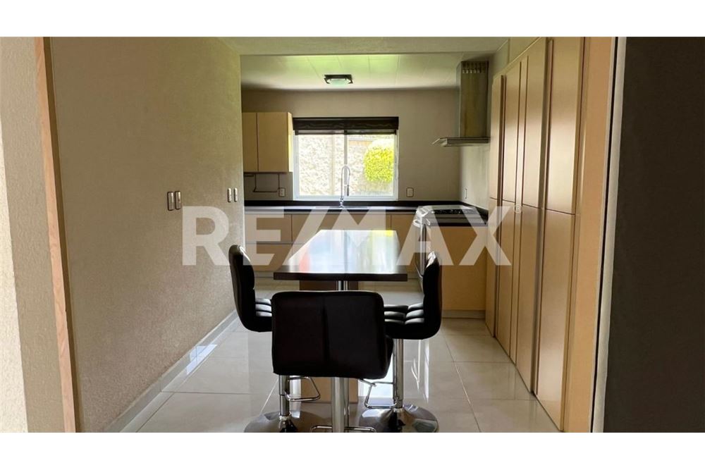 Residential - Condo/Apartment - Atizapán De Zaragoza, Mexico - Mexico - 8 - 1001028002-545