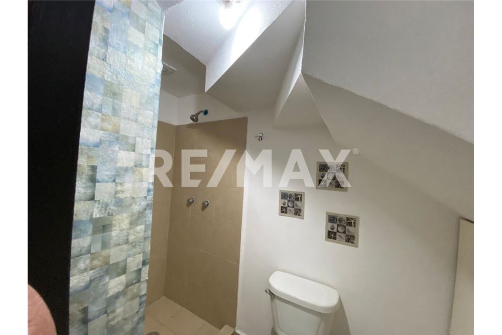 Residential - House - El Marques, Mexico - Mexico - 8 - 1001065286-15