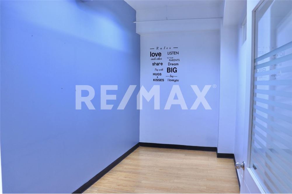 Commercial - Commercial/Retail - Huixquilucan, Mexico - Mexico - 17 - 1001028002-553