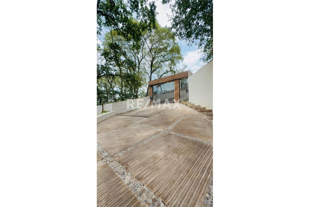 Residential - House - Ciudad López Mateos, Mexico - Mexico - 34 - 1001028014-28