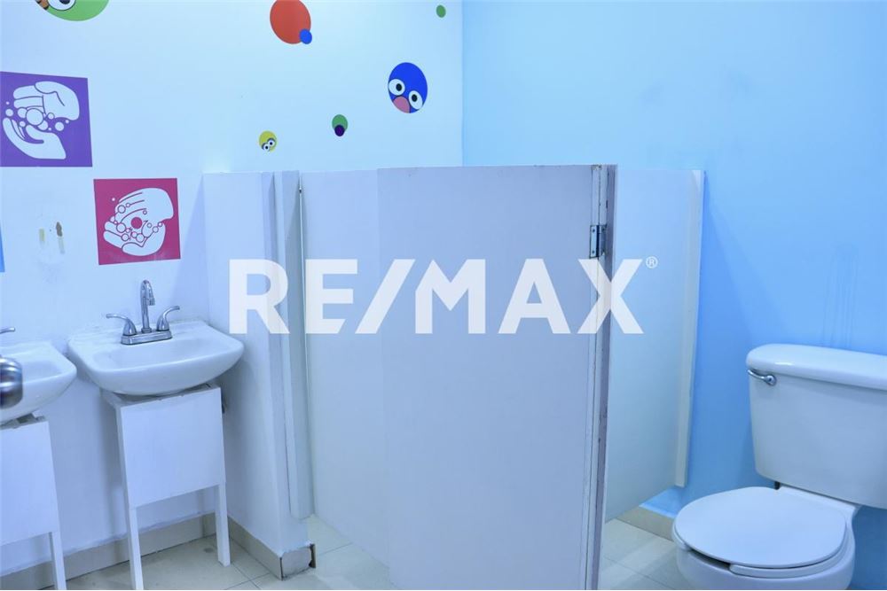 Commercial - Commercial/Retail - Huixquilucan, Mexico - Mexico - 21 - 1001028002-554