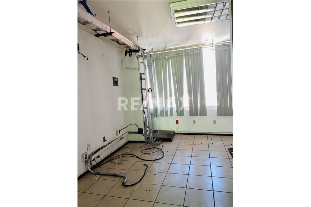 Commercial - Office Block - Toluca, Mexico - Mexico - 44 - 1001021005-19