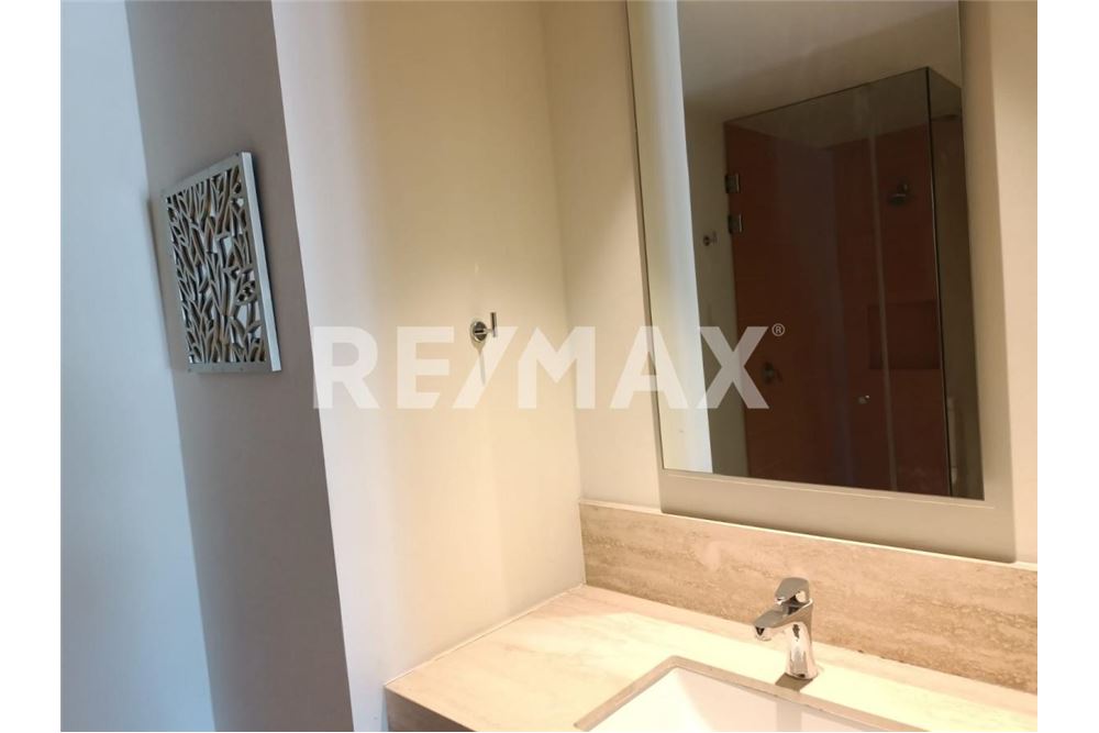 Residencial - Apartamento con terraza - Querétaro, México - Mexico - 12 - 1001065104-670