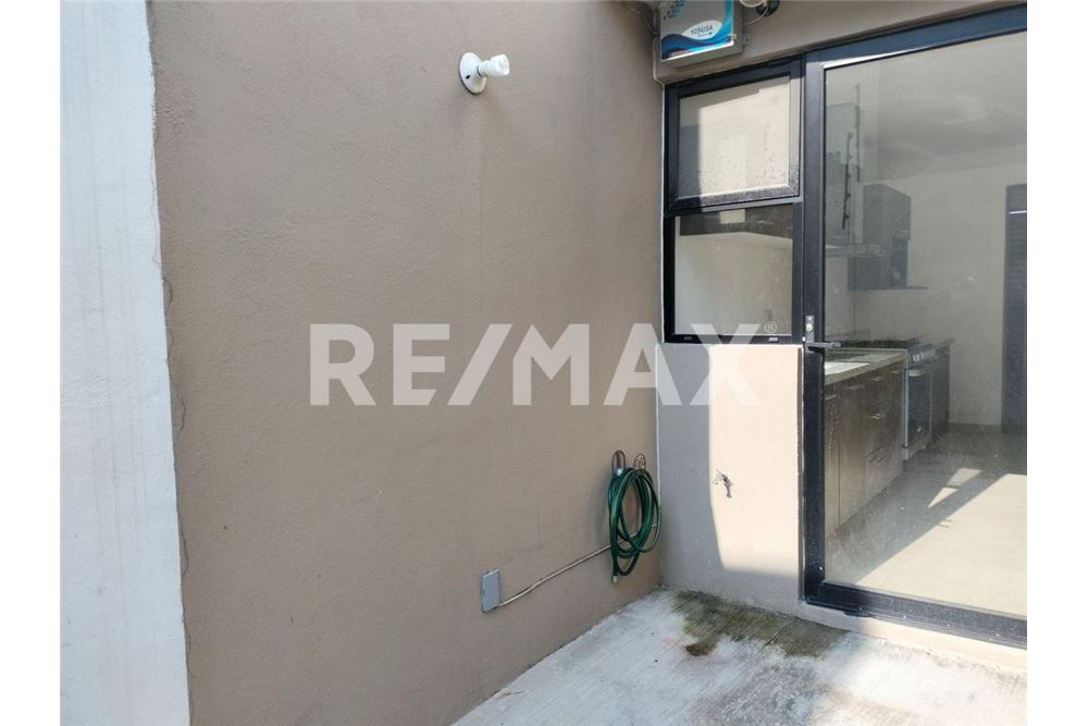 Prédio Habitacional - Casa - Querétaro, México - Mexico - 16 - 1001065046-404