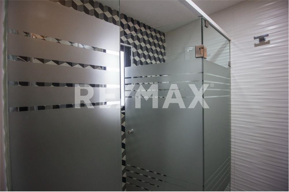 באזור מגורים - בית פרטי - Tlajomulco De Zúñiga, מקסיקו - Mexico - 13 - 1001002017-138