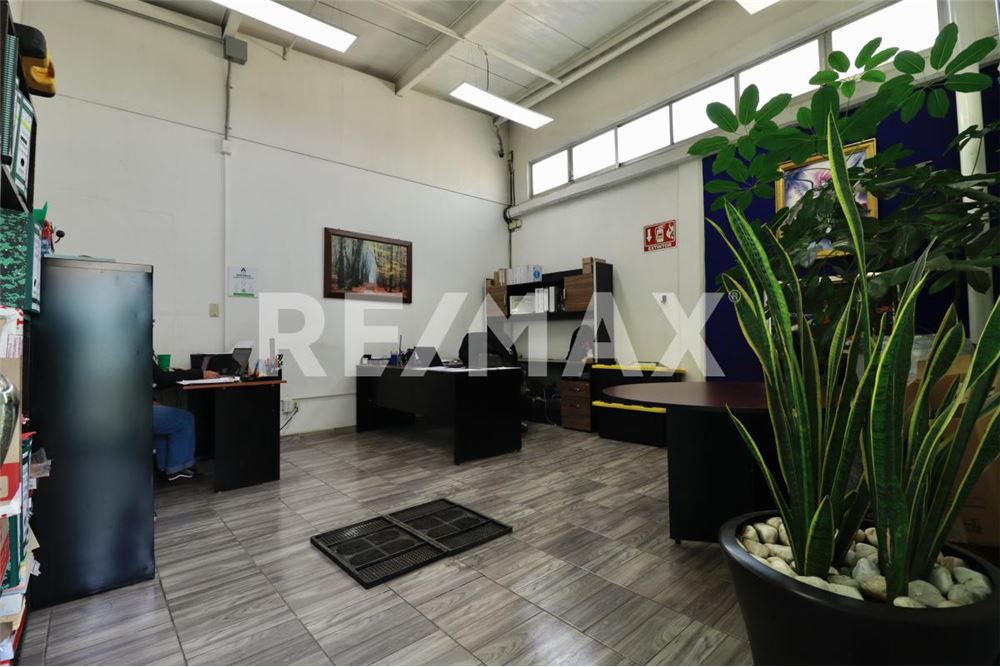 Commercial - Warehouse - Valle De Chalco Solidaridad, Mexico - Mexico - 7 - 1001028002-563