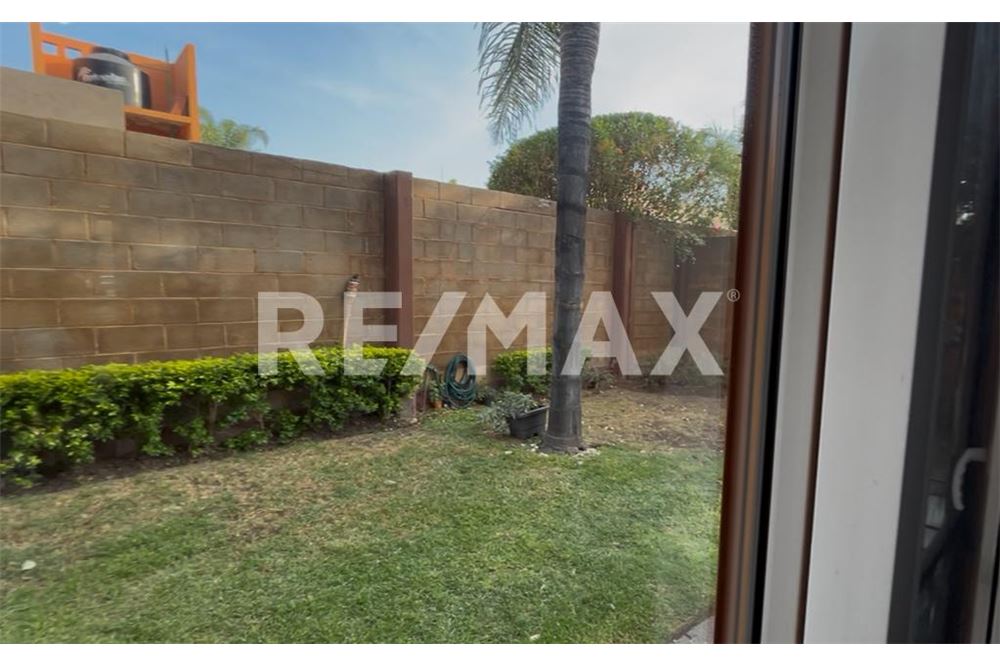 Prédio Habitacional - Casa - Corregidora, México - Mexico - 9 - 1001065199-83