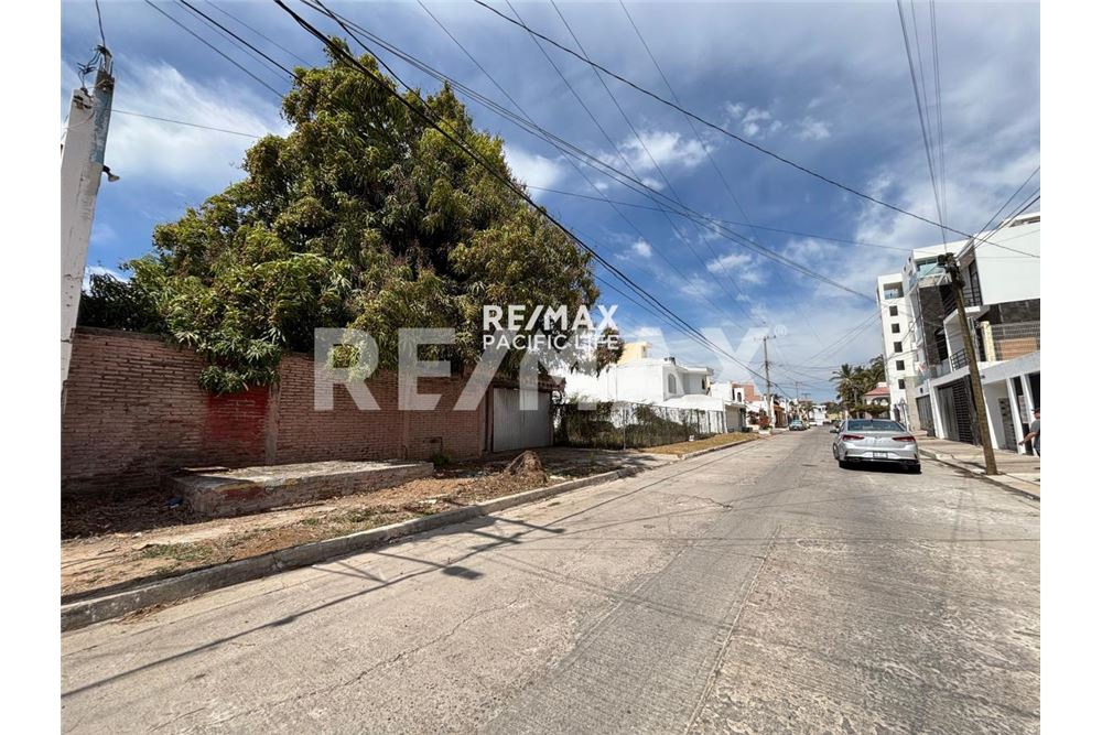 Residencial - Parcela de tierra para inversión - Mazatlán, México - Mexico - 2 - 1001145019-7