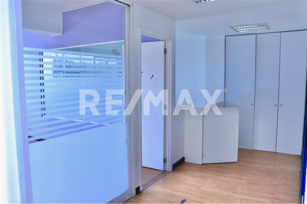 Commercial - Commercial/Retail - Huixquilucan, Mexico - Mexico - 18 - 1001028002-553