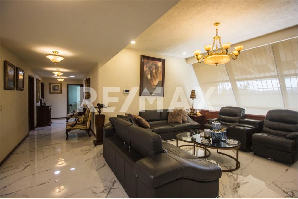 באזור מגורים - בית פרטי - Tlajomulco De Zúñiga, מקסיקו - Mexico - 15 - 1001002017-138