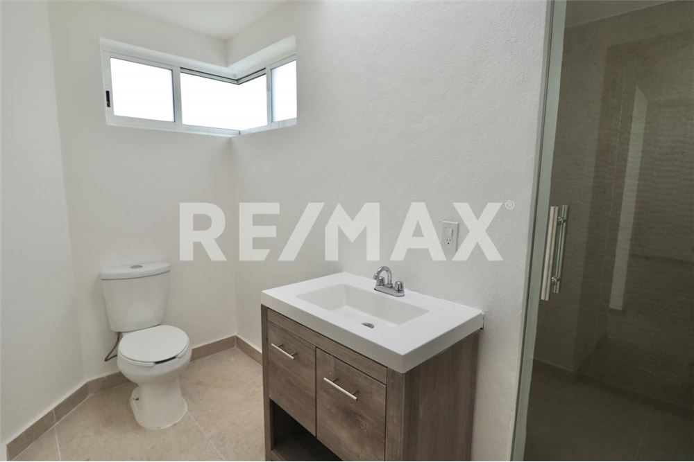 Residential - House - Naucalpan de Juárez, Mexico - Mexico - 22 - 1001028002-555