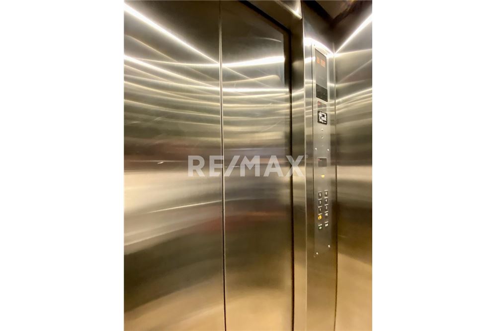 Commercial - Office - Toluca, Mexico - Mexico - 15 - 1001021005-25