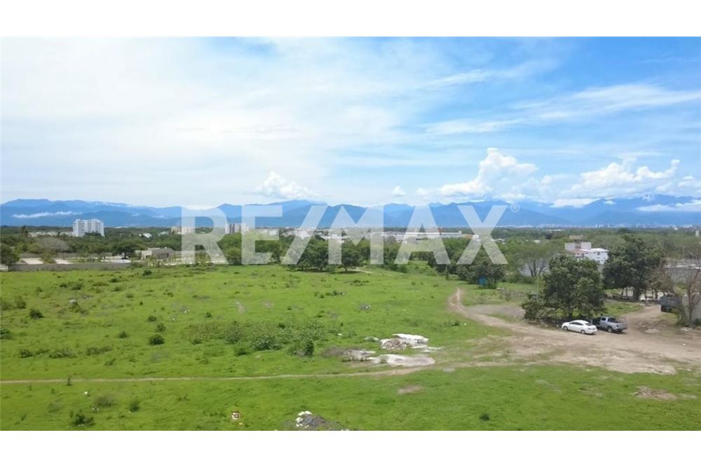 Residential - Plot of Land for Investment - Bucerías, Mexico - Mexico - 1 - 1001121015-11