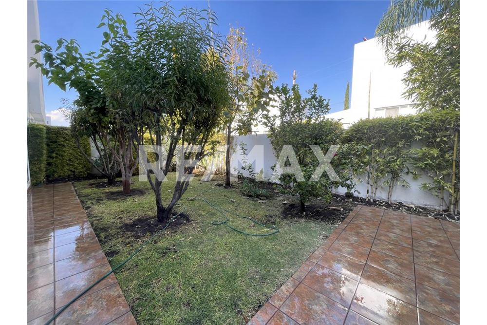 Residential - House - El Marques, Mexico - Mexico - 12 - 1001065106-92