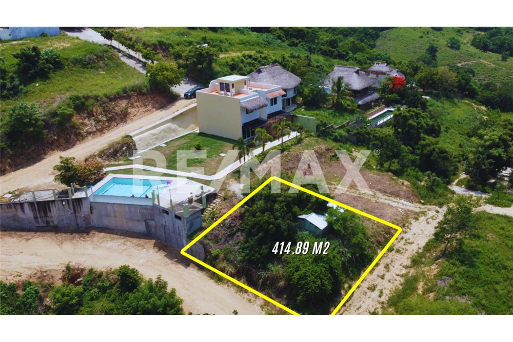 Residenziale - Parte di Terreno per Appezzamento - Puerto Escondido, Messico - Mexico - 1 - 1001245029-6