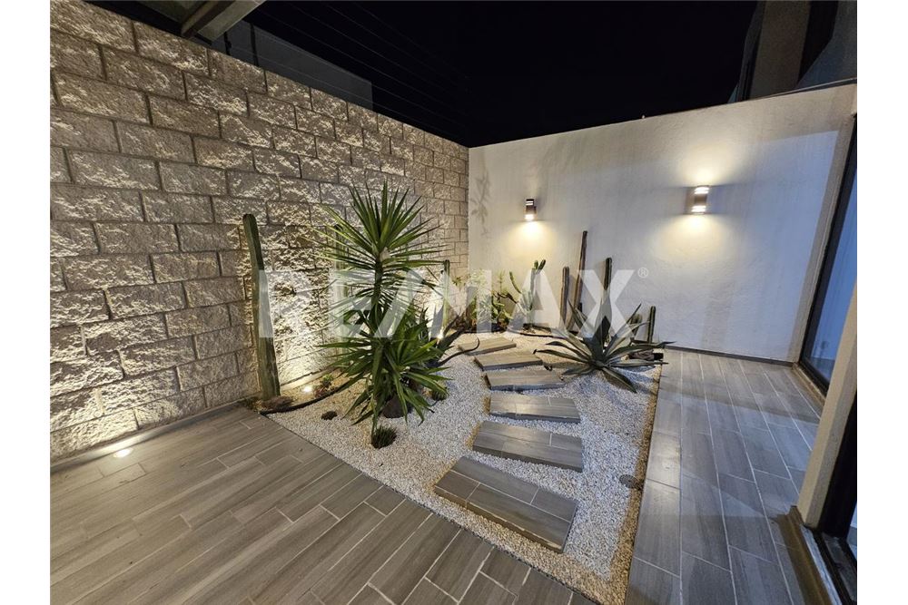 Residential - House - El Marques, Mexico - Mexico - 2 - 1001065017-87