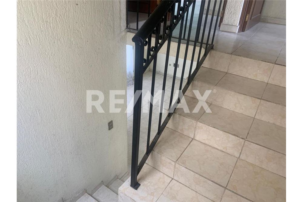 Dzīvojamais - Savrupmāja - Salamanca, Meksika - Mexico - 12 - 1001111004-296