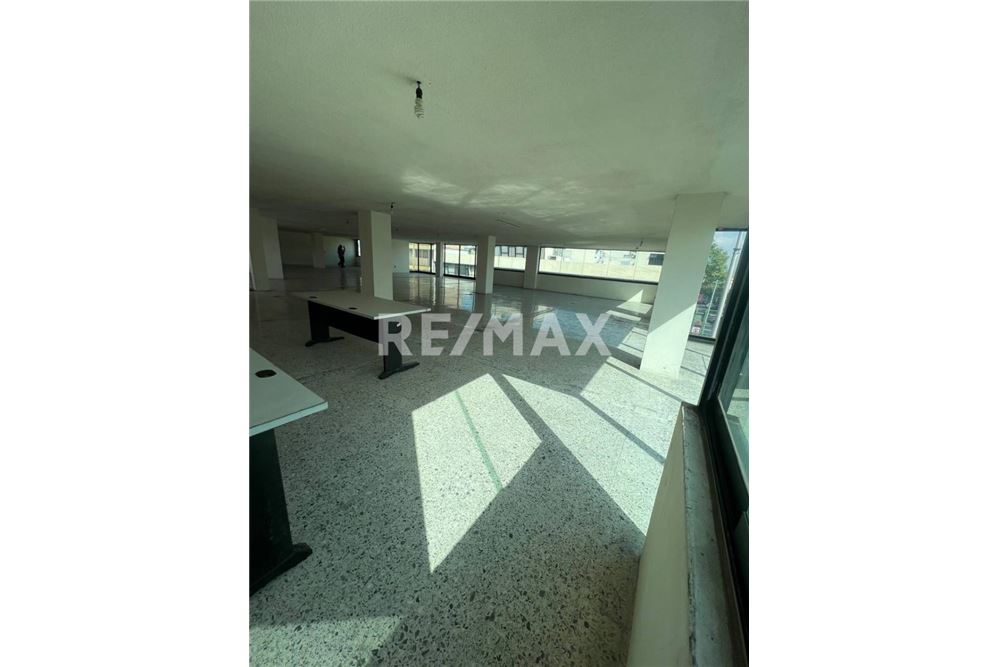 Commercial - Office Block - Toluca, Mexico - Mexico - 23 - 1001021005-14