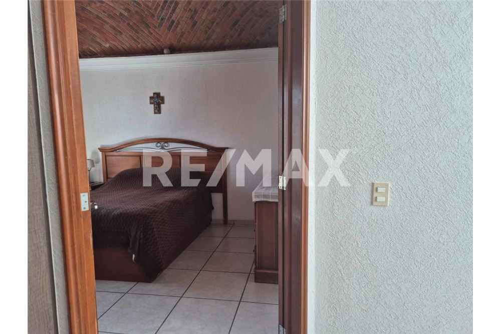 Comercial - Pousada - Querétaro, México - Mexico - 4 - 1001065083-160