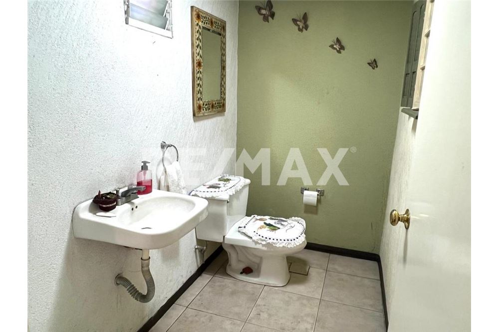 Residential - House - Naucalpan de Juárez, Mexico - Mexico - 14 - 1001028002-540