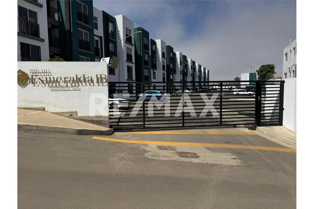 Residential - Apartment with roof - Tijuana, Mexico - Mexico - 1 - 1001006228-36