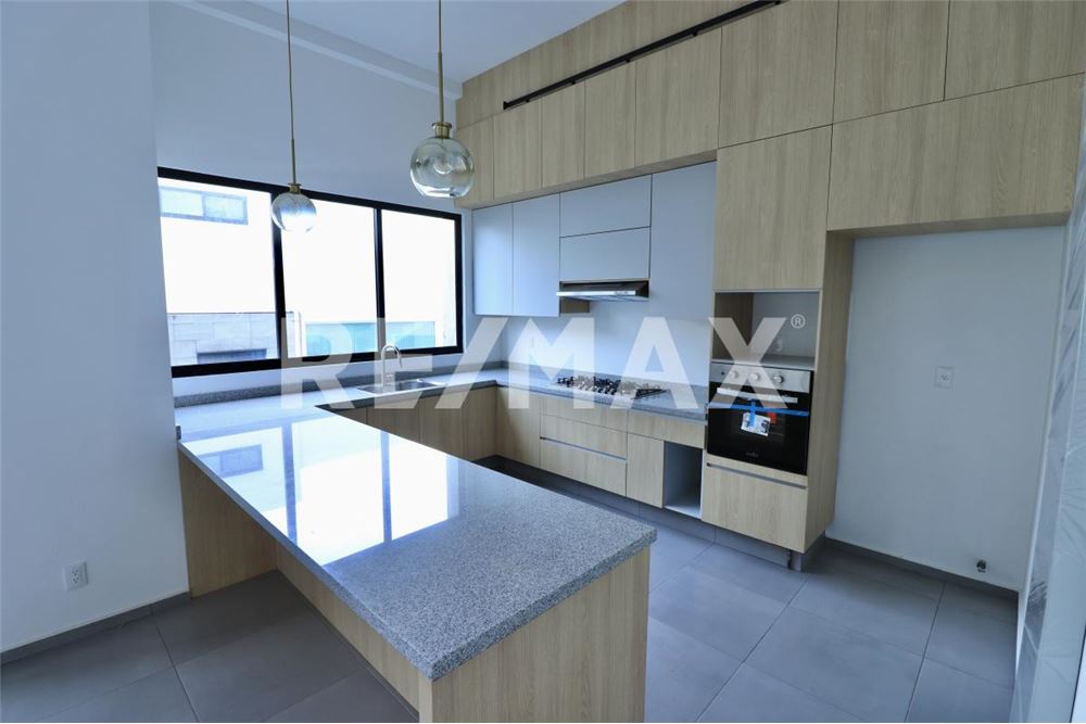 Residential - Condo/Apartment - Ciudad López Mateos, Mexico - Mexico - 6 - 1001028002-546