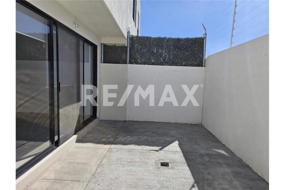 Residential - House - El Marques, Mexico - Mexico - 8 - 1001065017-93