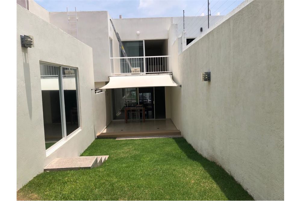 Residential House Irapuato, Mexico Mexico 1001088002205 , RE