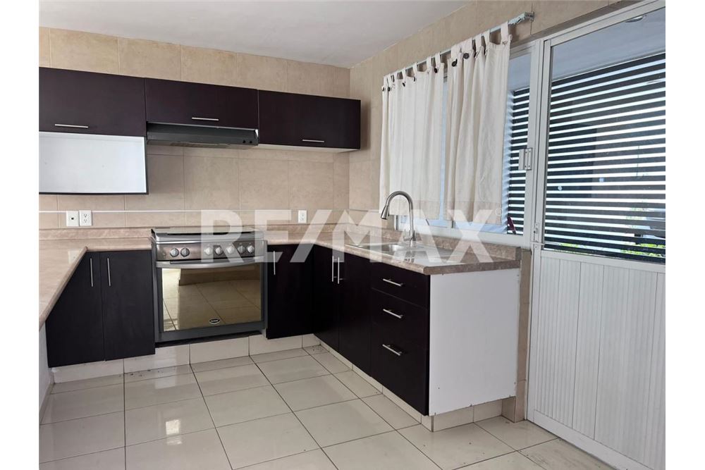 Residential - House - Querétaro, Mexico - Mexico - 7 - 1001065019-18