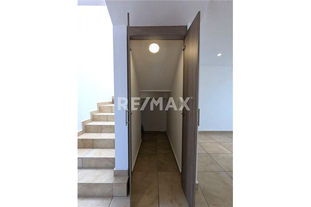 Residential - House - El Pueblito, Mexico - Mexico - 15 - 1001065141-96