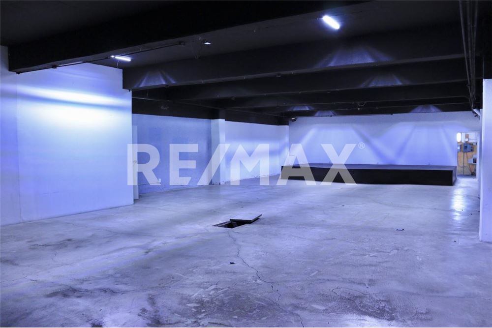 Commercial - Commercial/Retail - Huixquilucan, Mexico - Mexico - 22 - 1001028002-553