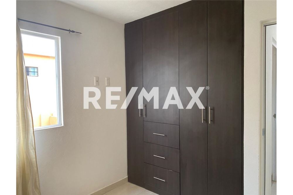 Residential - Kondo/ Apartemen - Querétaro, Mexico - Mexico - 8 - 1001108050-424